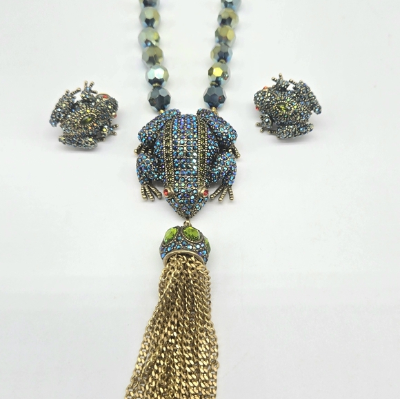 Heidi Daus Frog Necklace + Earrings w/ Black Aurora Borealis Swarovski Crystals - Picture 5 of 12
